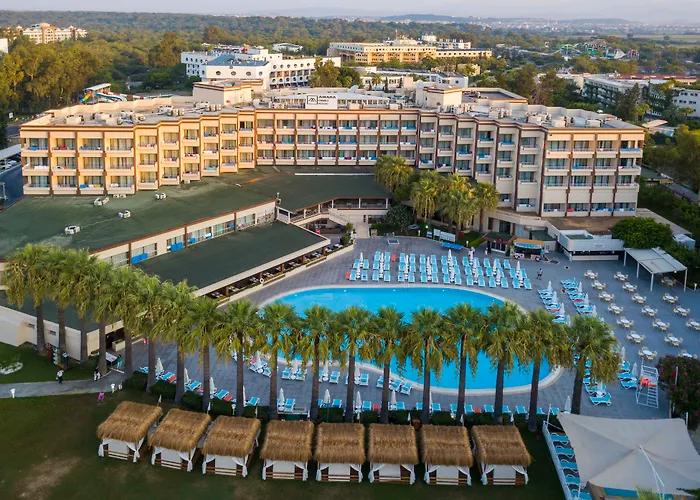 Amara FamilyResort Hotel